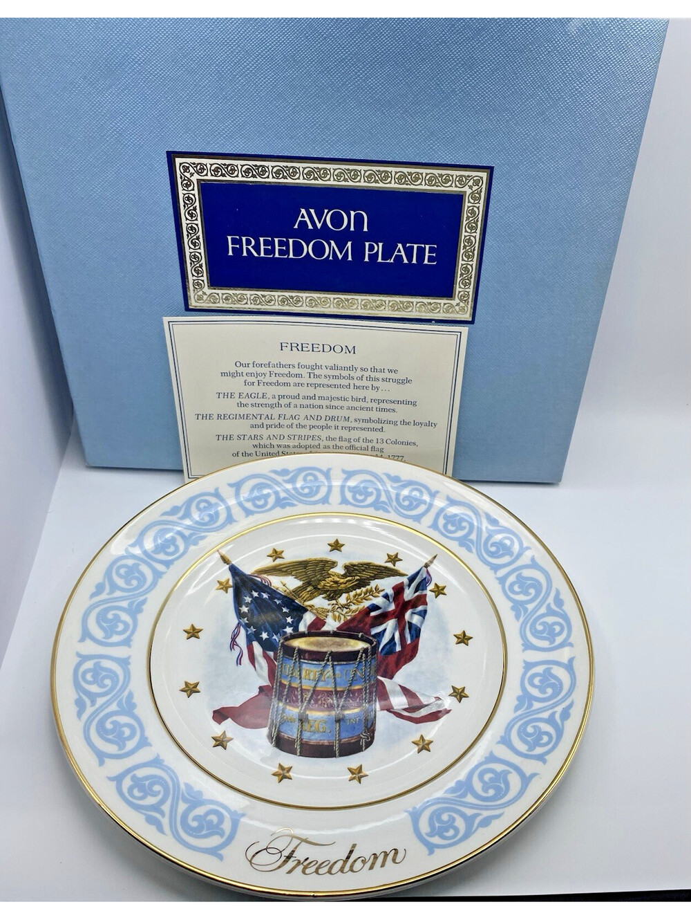 Vintage 1974 Avon Freedom Collector’s Plate By Enoch Wedgewood England 9" w/ Box